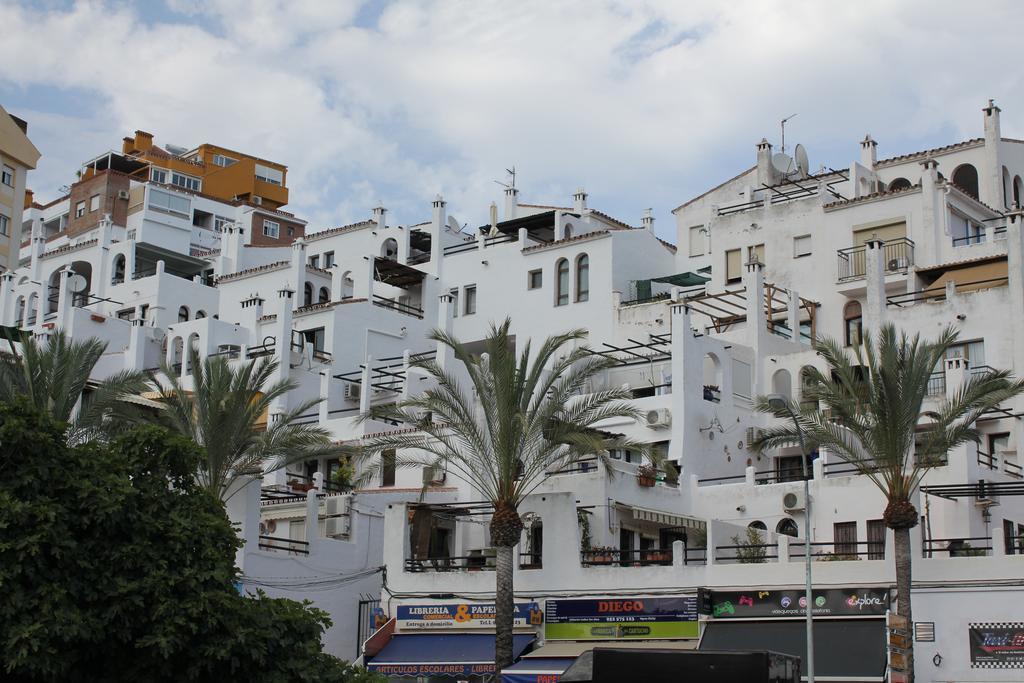 Apartamento Turistico Pueblo Evita Lägenhet Benalmádena Exteriör bild